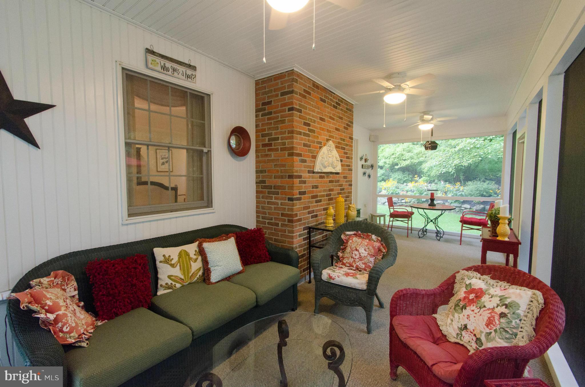16402 Falls Road Monkton, MD 21111 - Photo 22 of 30 Spacious back porch