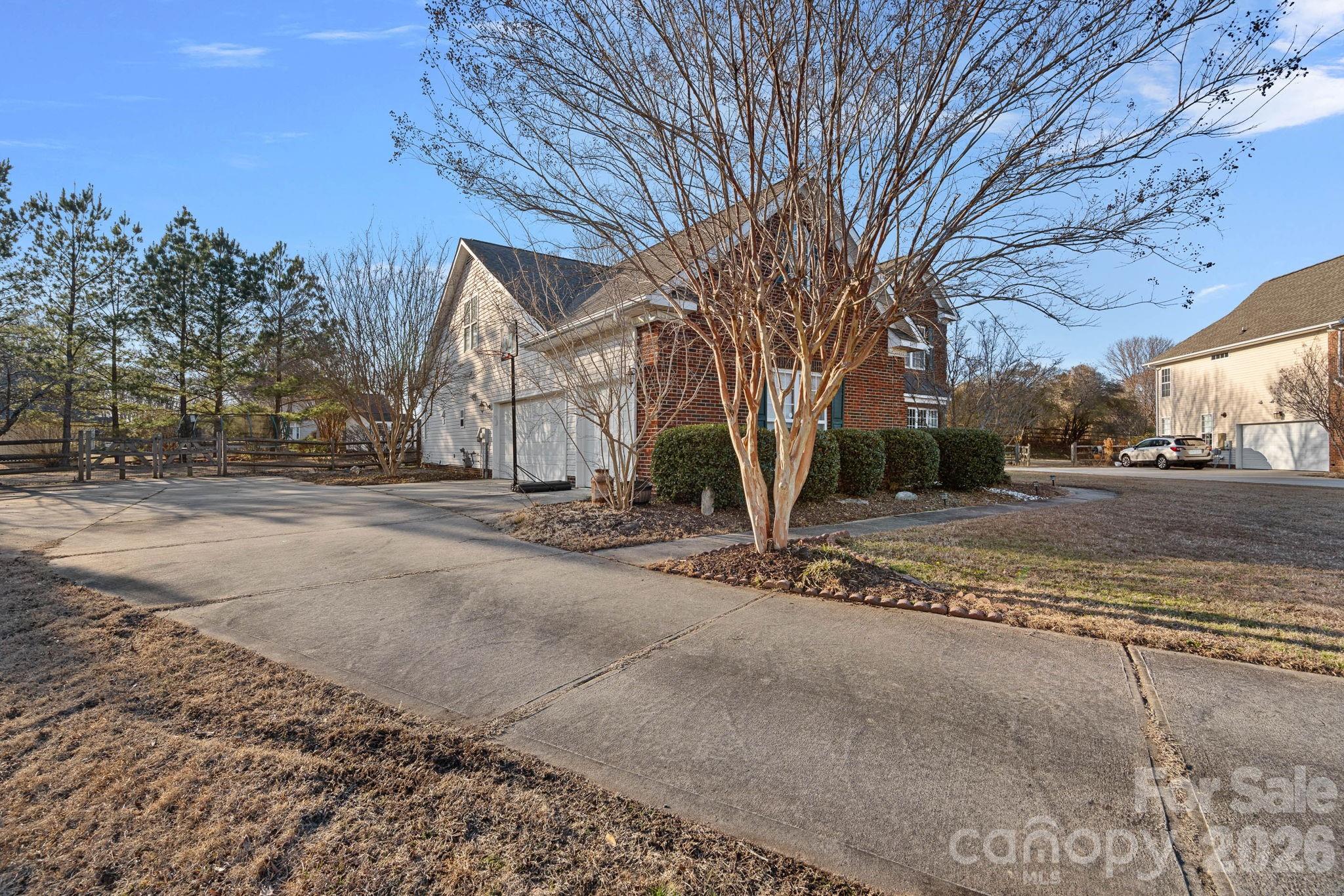 6110 Flowergate Lane Waxhaw, NC 28173 - Photo 35 of 39
