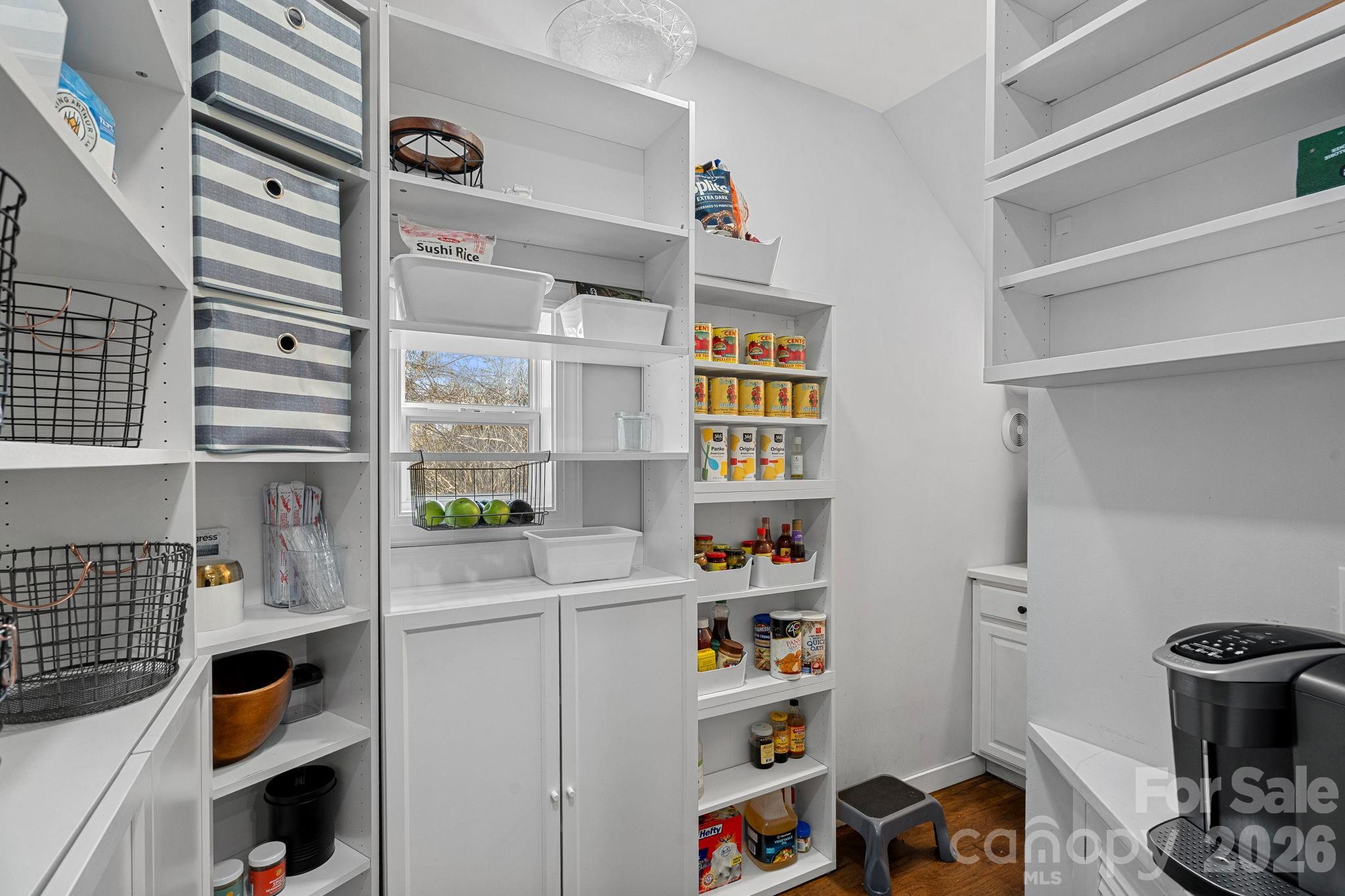 6110 Flowergate Lane Waxhaw, NC 28173 - Photo 6 of 39 a room with furniture and a window