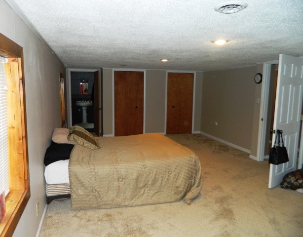 735 South St Road Center Point, IN 47840 - Photo 3 of 15