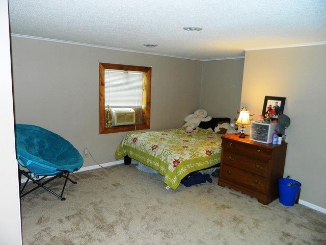 735 South St Road Center Point, IN 47840 - Photo 5 of 15