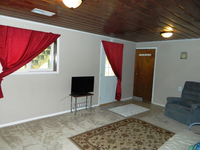 735 South St Road Center Point, IN 47840 - Photo 10 of 15