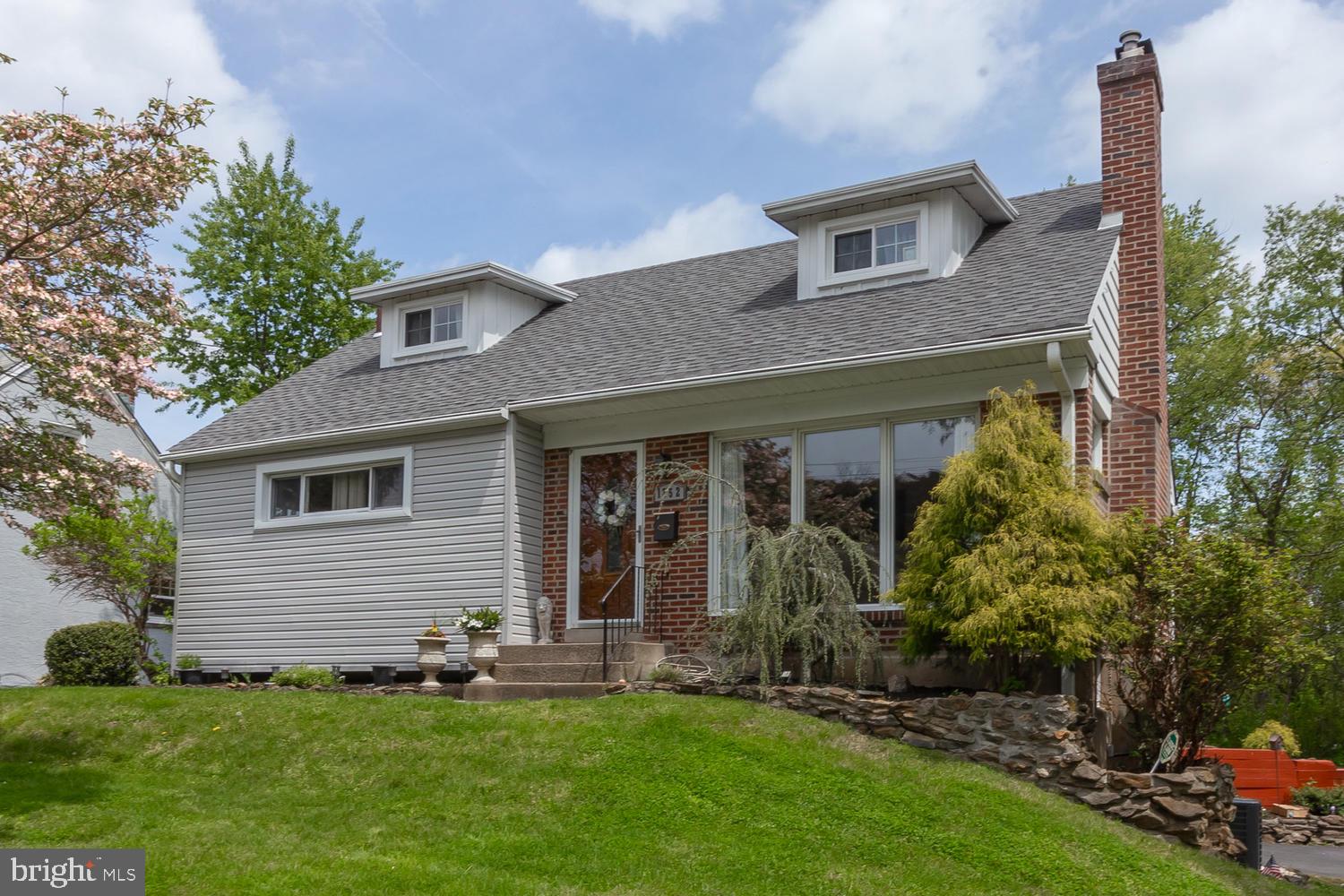 1352 Burmont Road Havertown, PA 19083 - Photo 5 of 38