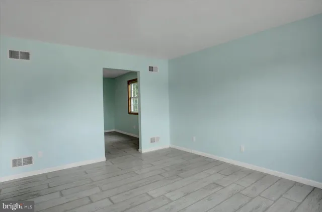 $295,000 | 10119 Cardinal Drive, Orrstown, PA 17244