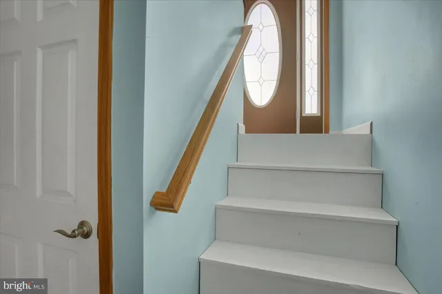 $295,000 | 10119 Cardinal Drive, Orrstown, PA 17244