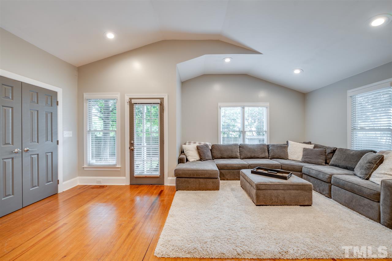 1528 Carson Street Raleigh, NC 27608 - Photo 5 of 28