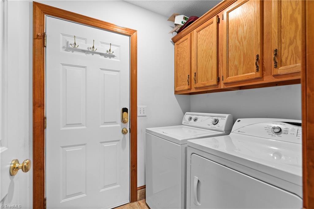 128 Meadowview Road Mocksville, NC 27028 - Photo 29 of 37