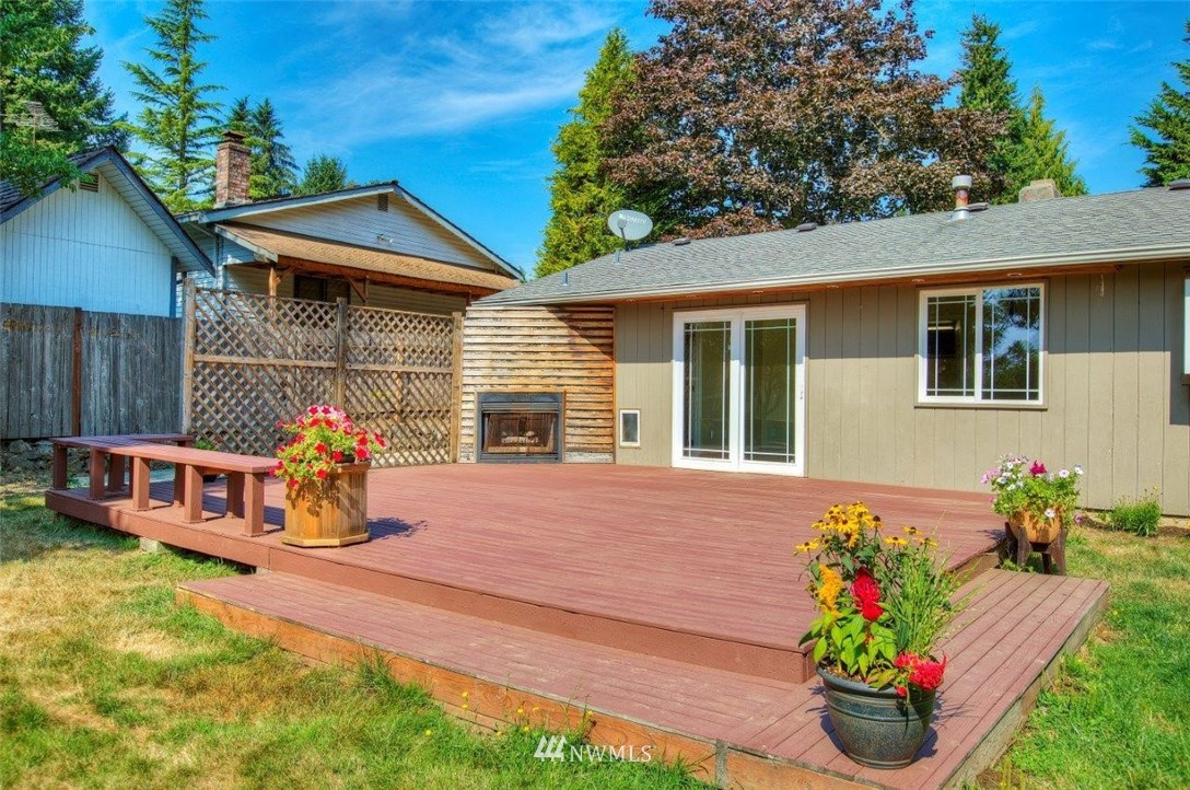 16929 Southeast 142nd Street Renton, WA 98059 - Photo 17 of 24