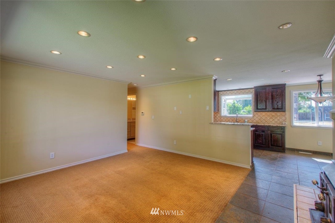 16929 Southeast 142nd Street Renton, WA 98059 - Photo 3 of 24