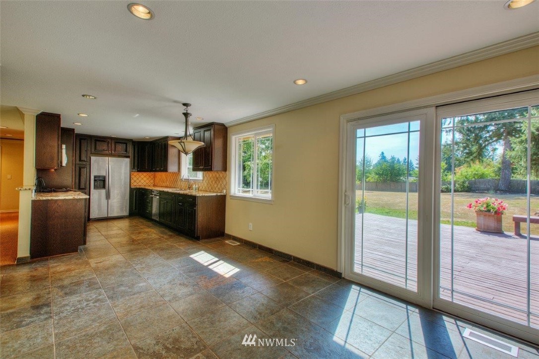 16929 Southeast 142nd Street Renton, WA 98059 - Photo 8 of 24