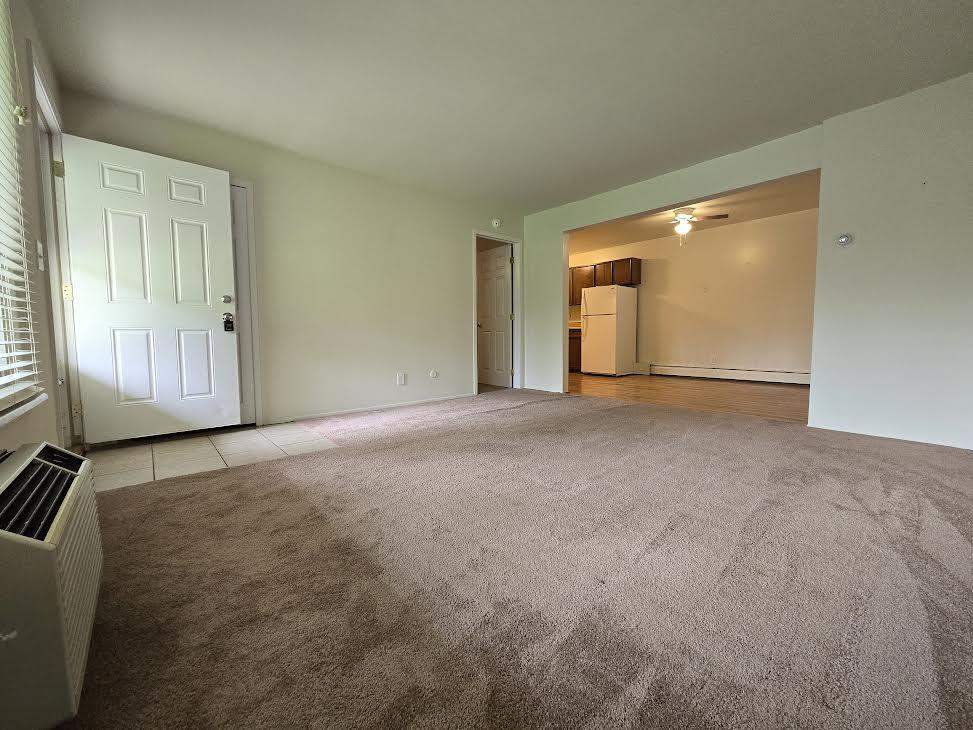 59425 10 Mile Road, Unit 4B South Lyon, MI 48178 - Photo 6 of 11 0-1