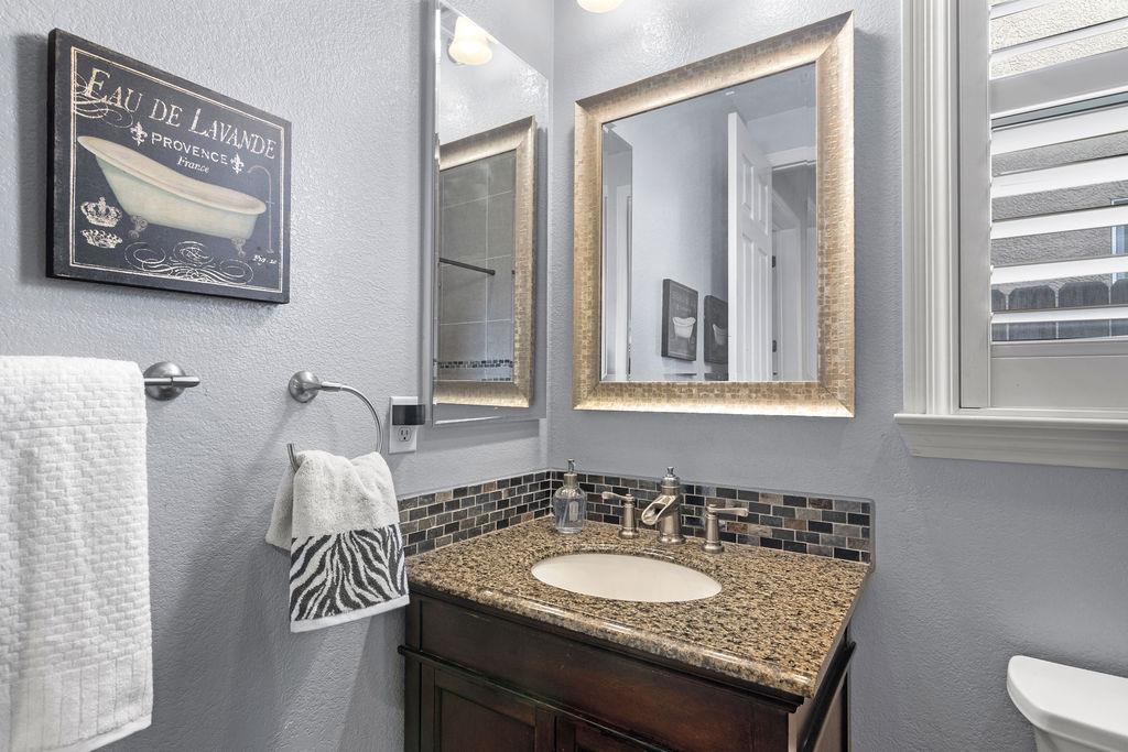 2104 Huxley Way Modesto, CA 95356 - Photo 14 of 67