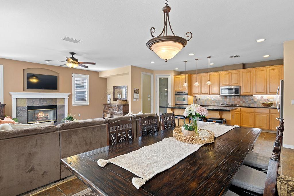 2104 Huxley Way Modesto, CA 95356 - Photo 21 of 67