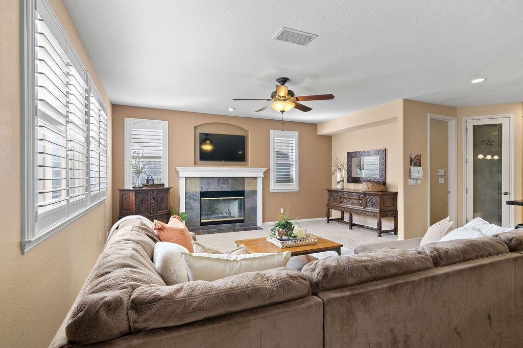 2104 Huxley Way Modesto, CA 95356 - Photo 24 of 67