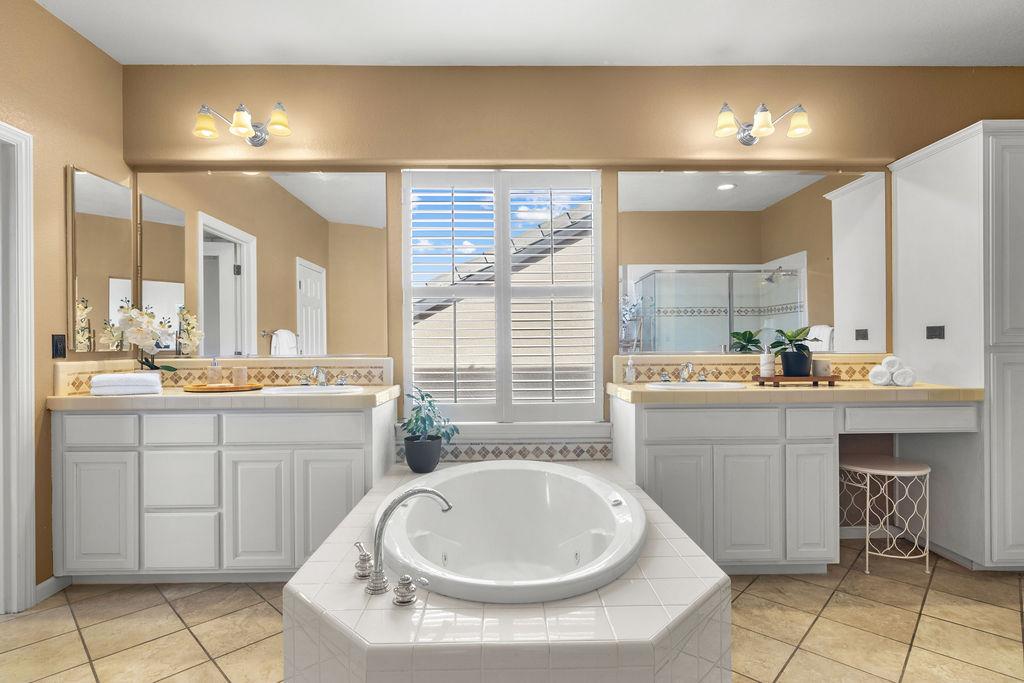 2104 Huxley Way Modesto, CA 95356 - Photo 45 of 67