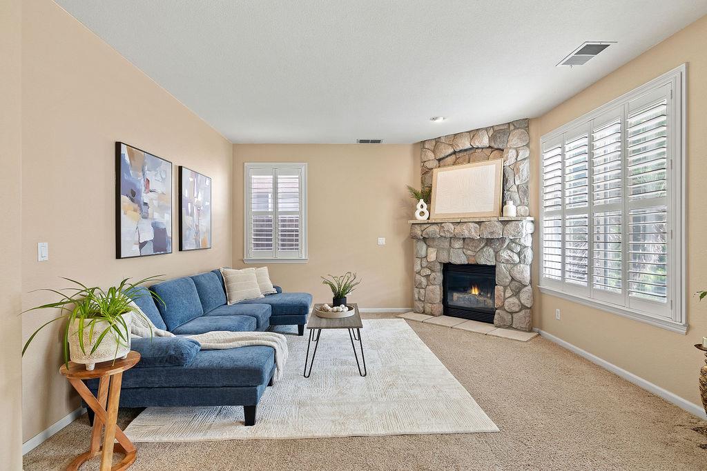 2104 Huxley Way Modesto, CA 95356 - Photo 10 of 67