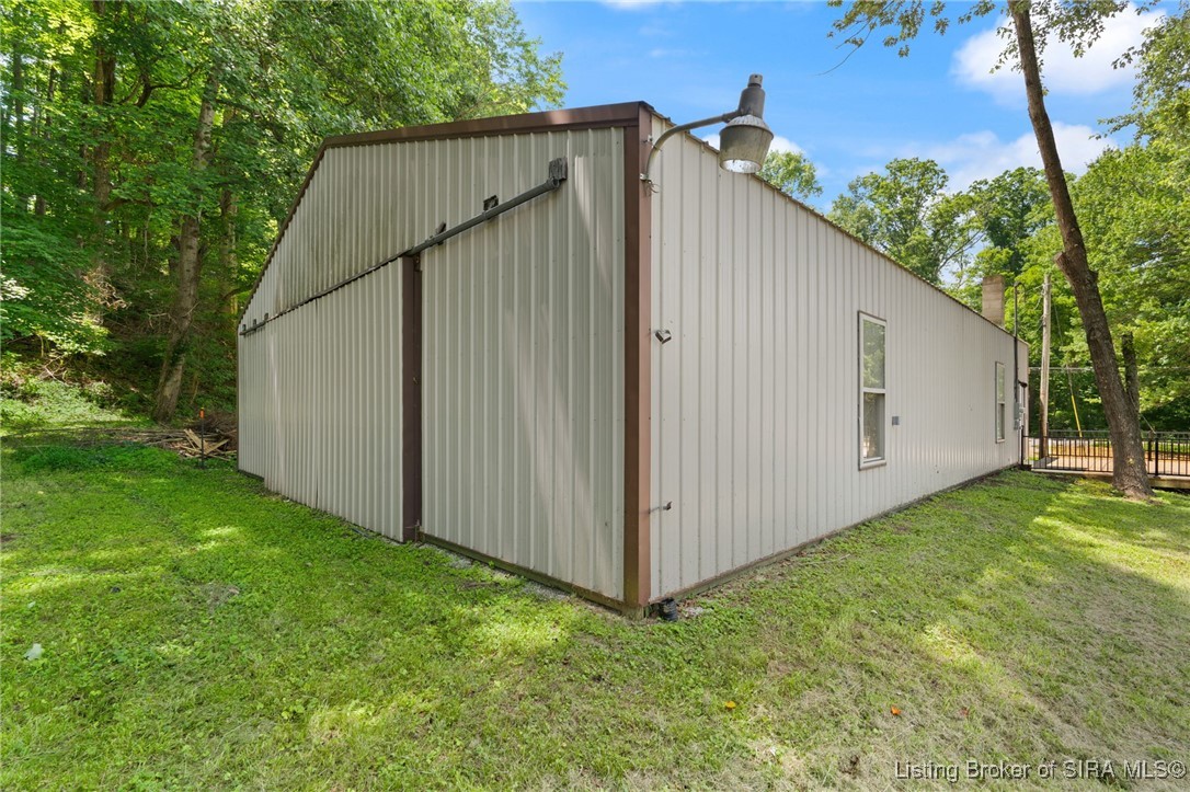 4473 Alonzo Smith Road Georgetown, IN 47122 - Photo 15 of 57