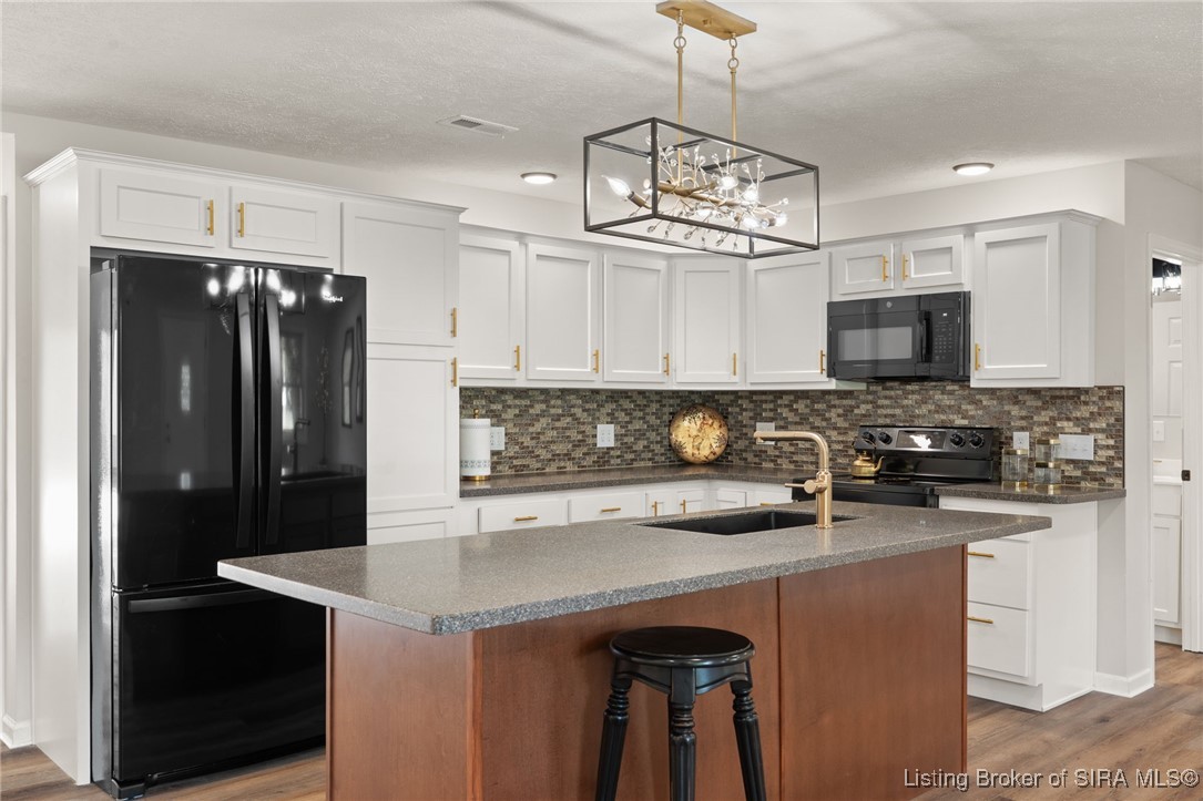 4473 Alonzo Smith Road Georgetown, IN 47122 - Photo 6 of 57