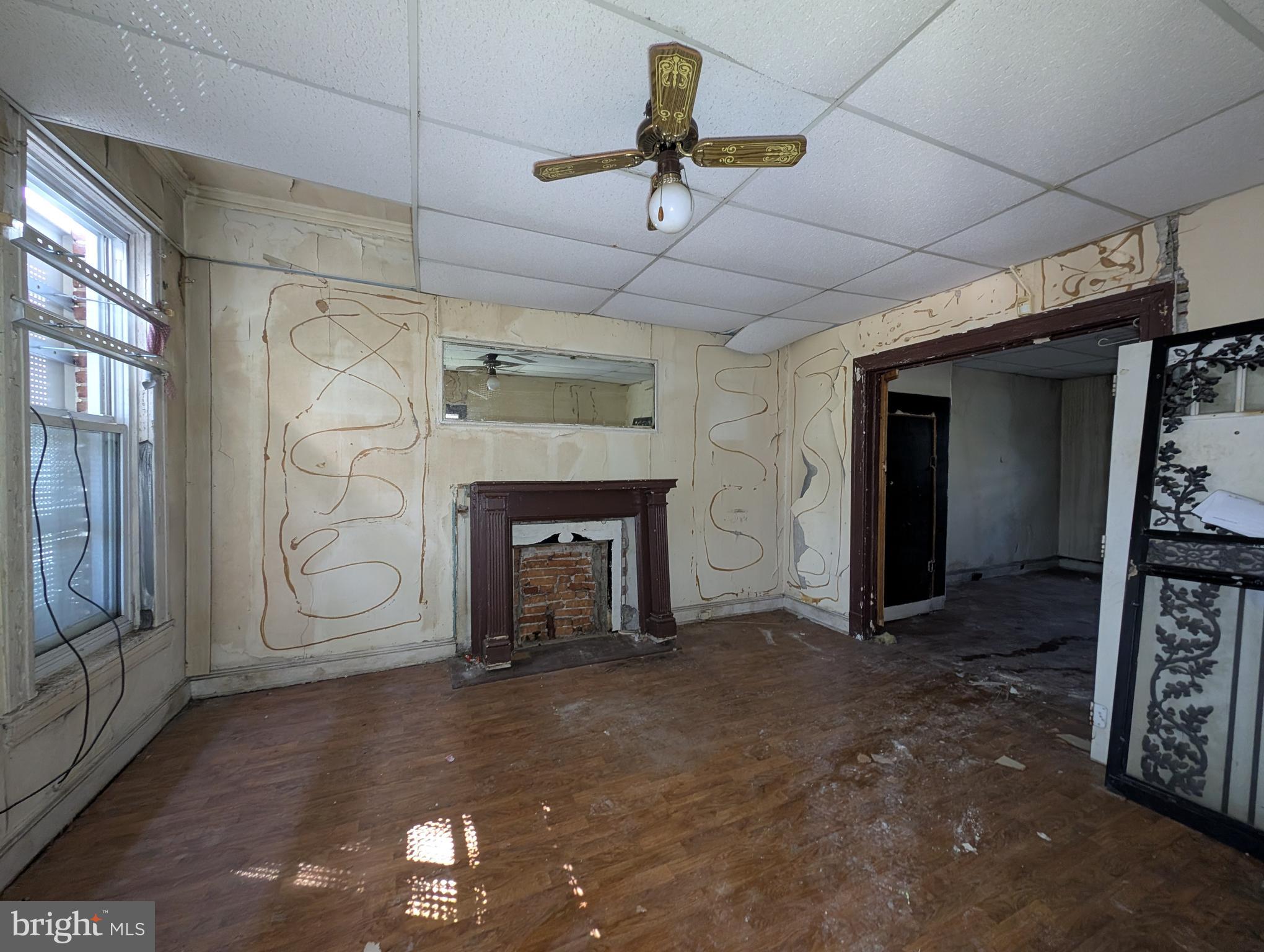 2800 Suffolk Avenue Baltimore, MD 21215 - Photo 3 of 23