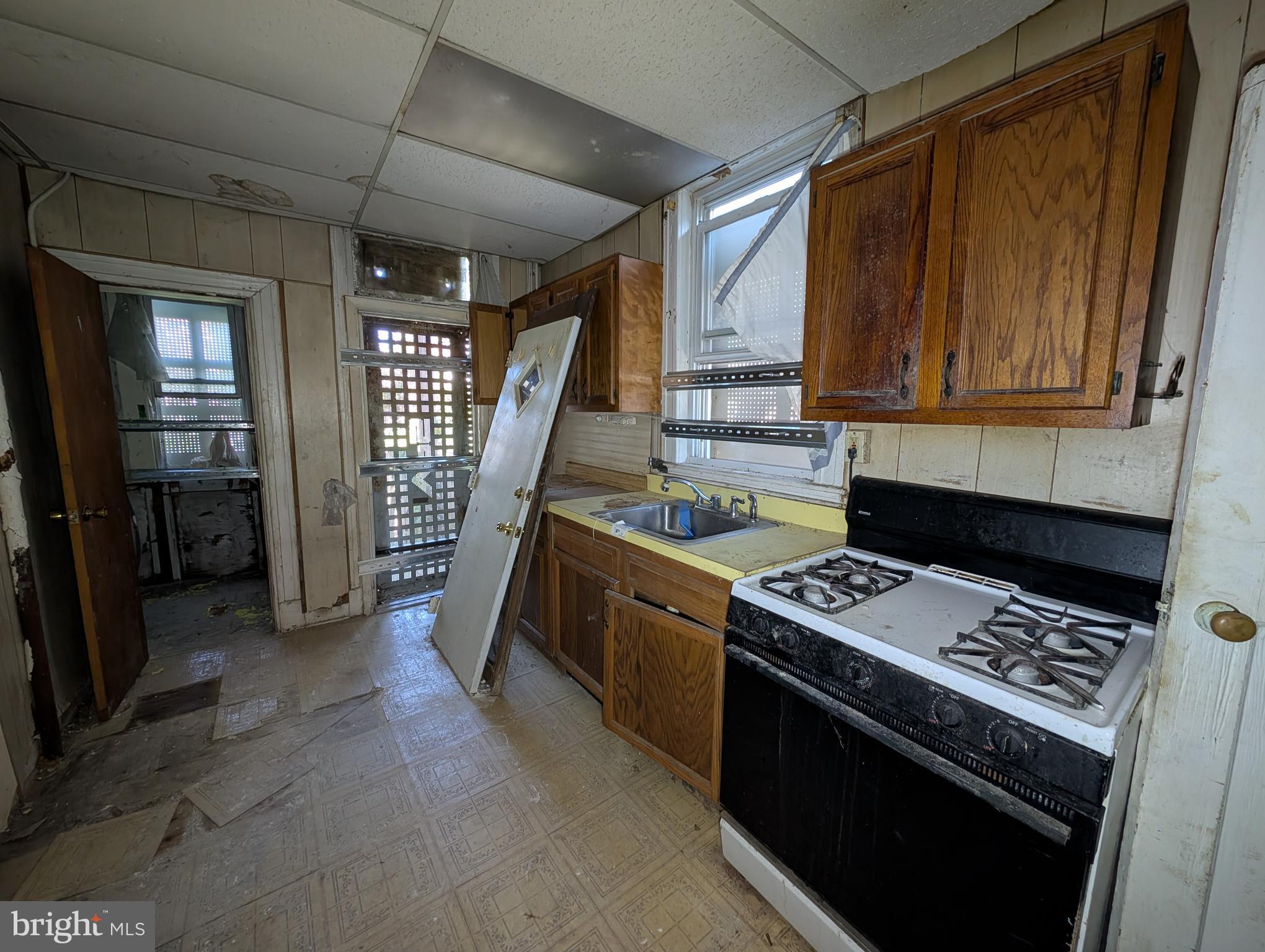 2800 Suffolk Avenue Baltimore, MD 21215 - Photo 7 of 23