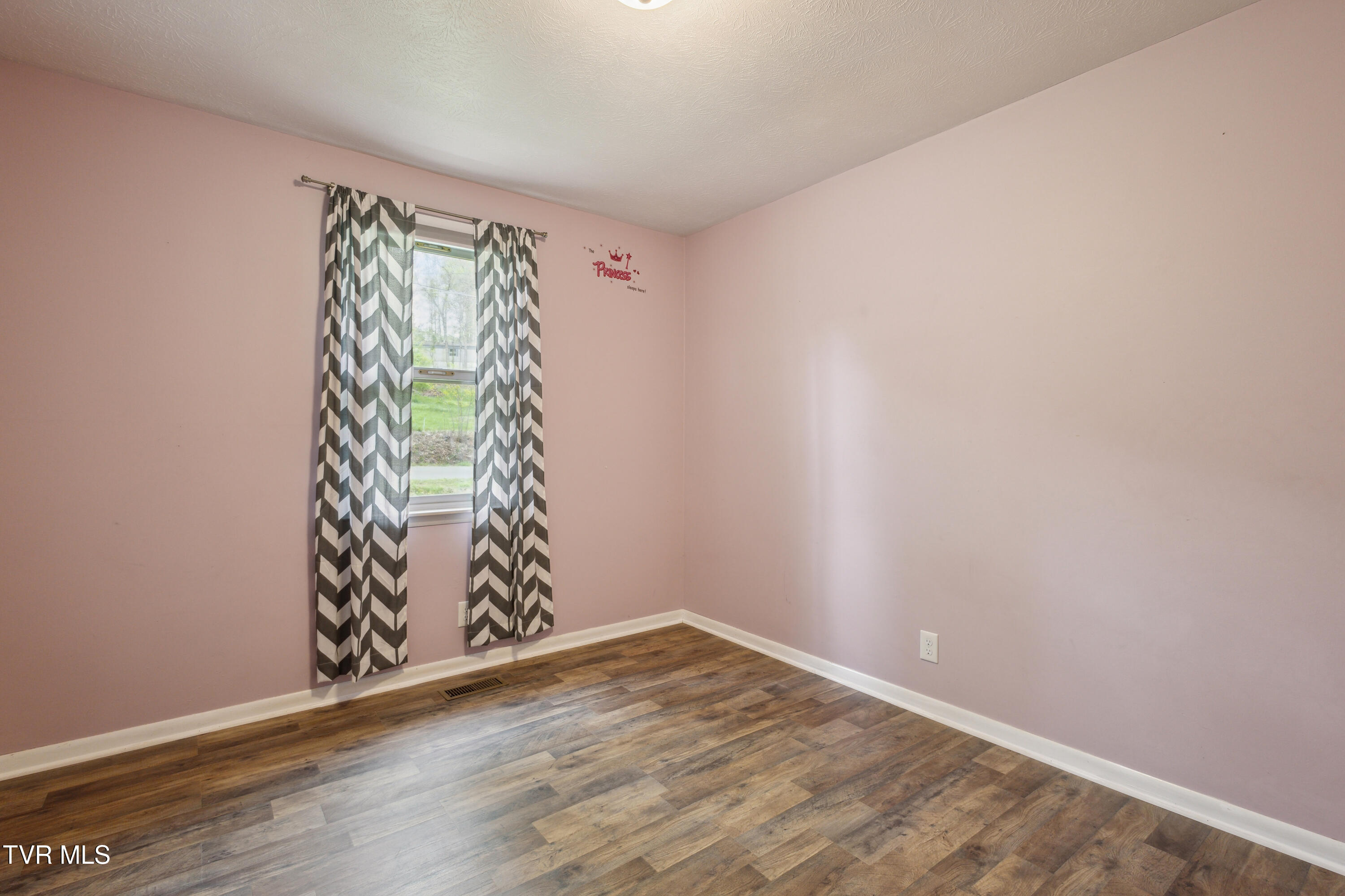 583 Fleming Road Gate City, VA 24251 - Photo 15 of 52 15