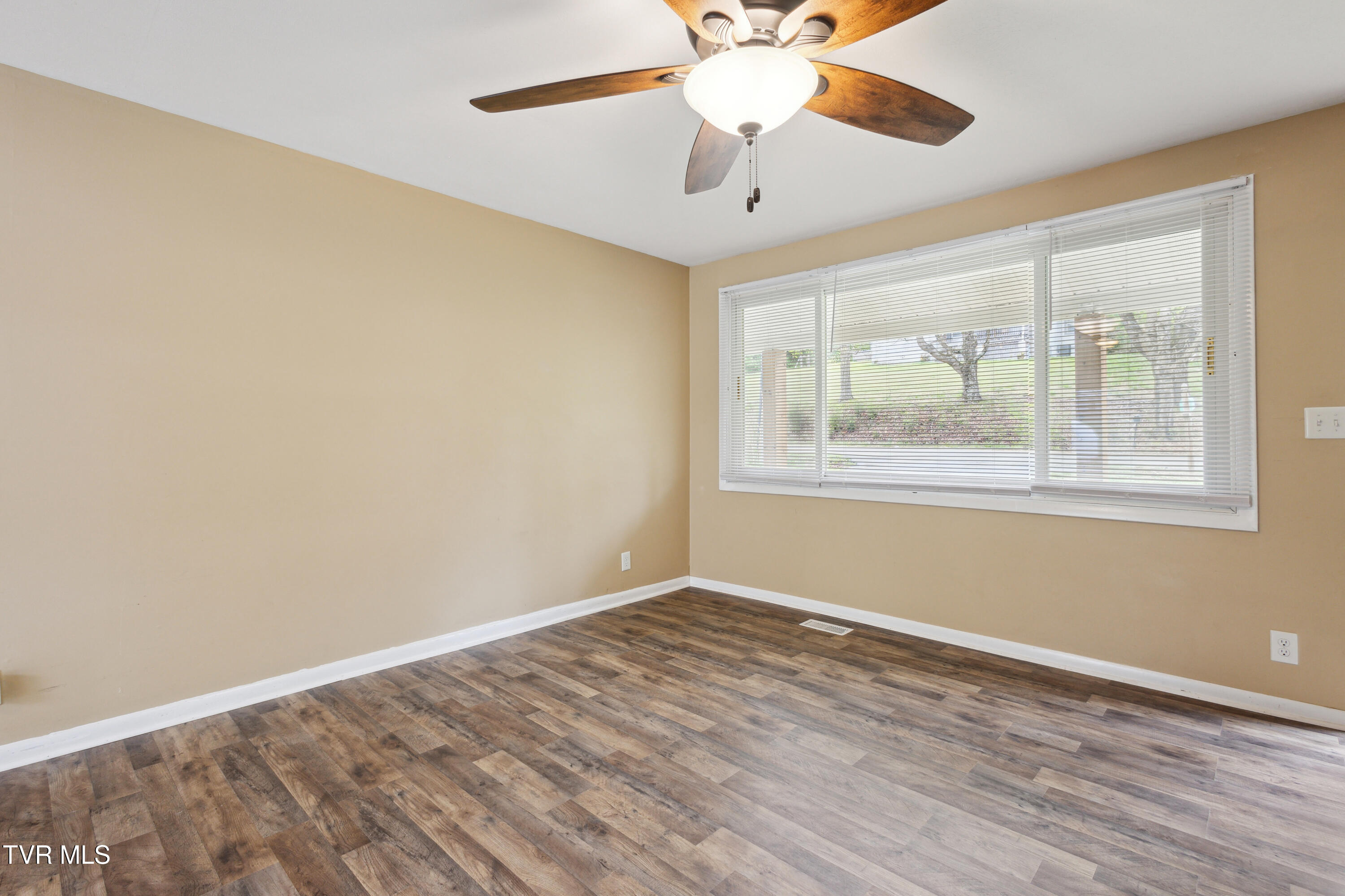 583 Fleming Road Gate City, VA 24251 - Photo 5 of 52 5