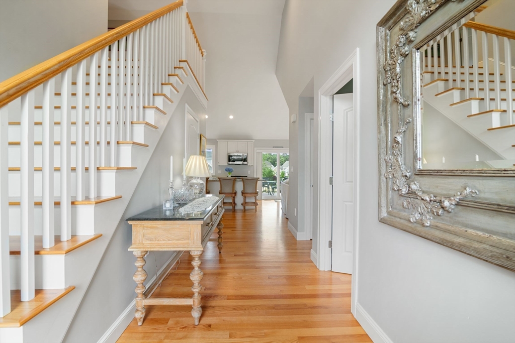 21 Ridgehill Lane Bourne, MA 02562 - Photo 4 of 39 Gallery Image 4