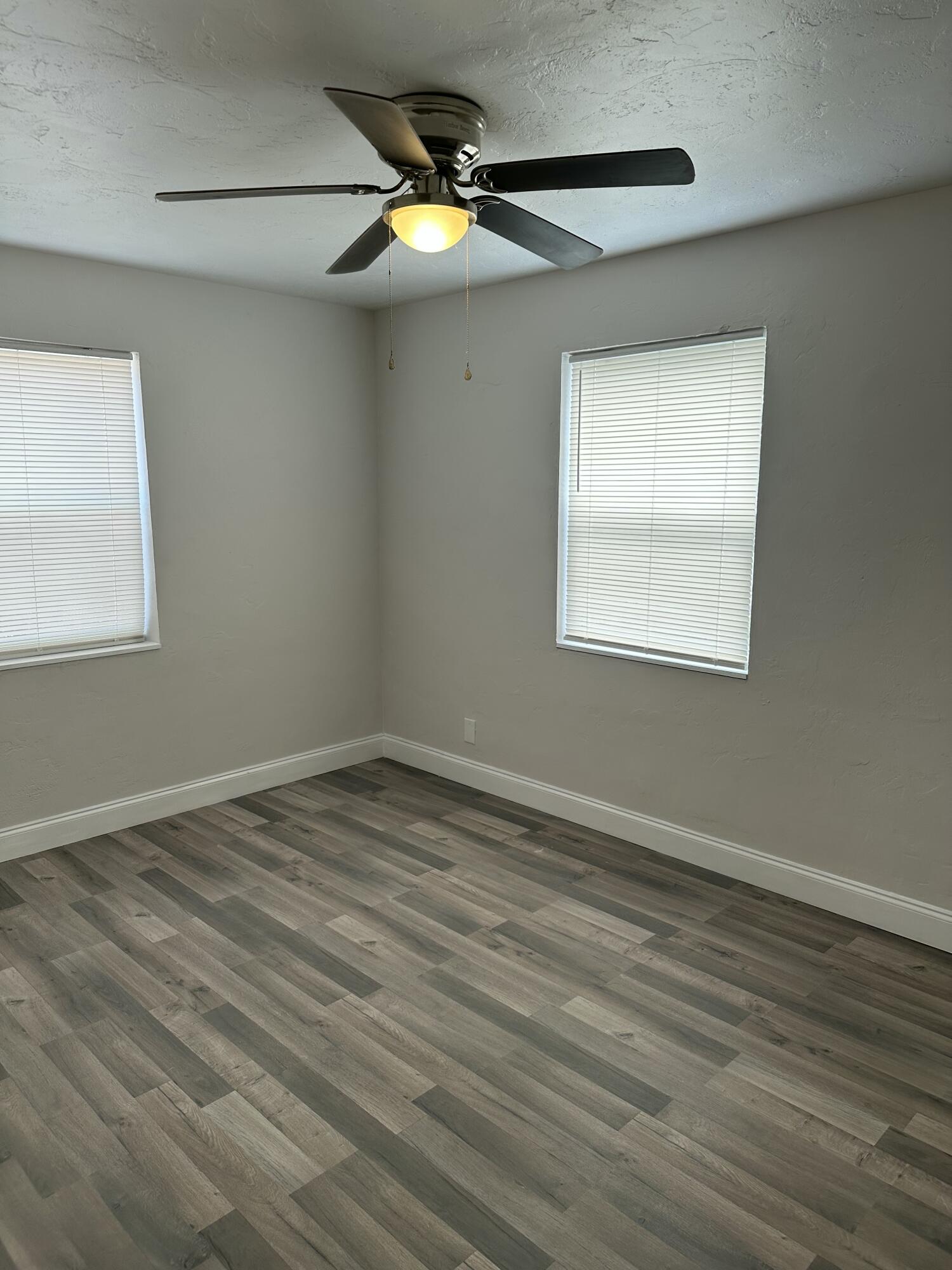 633 Beech Road West Palm Beach, FL 33409 - Photo 8 of 13 IMG_1864