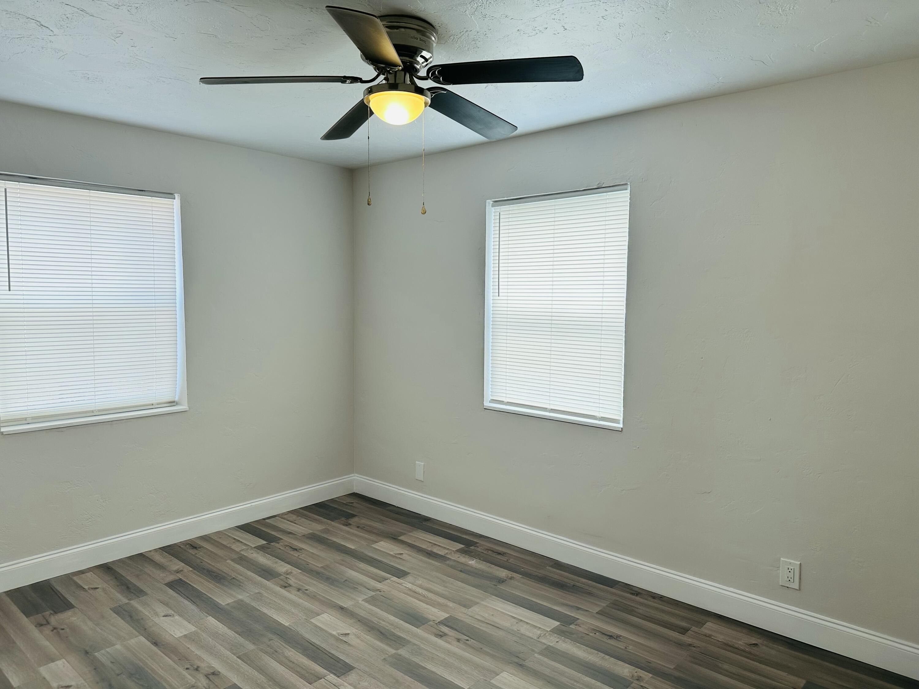 633 Beech Road West Palm Beach, FL 33409 - Photo 9 of 13 IMG_1865