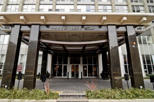 655 West Irving Park Road, Unit 1211 Chicago, IL 60613 - Photo 1 of 16