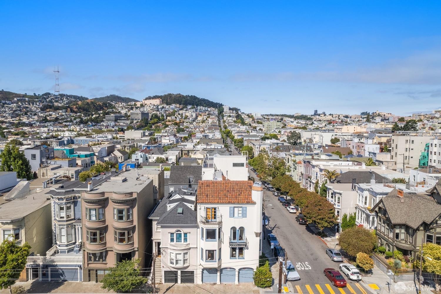 201 Waller Street San Francisco, CA 94102 - Photo 5 of 17 a view of a city
