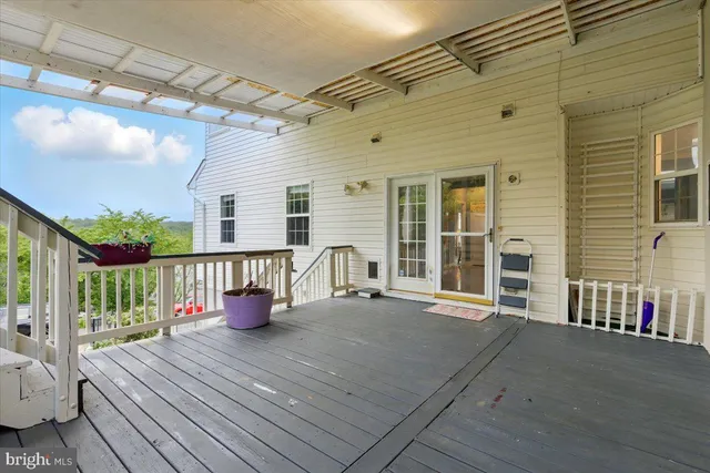 $1,074,500 | 26 Sentinel Ridge Lane, Stafford, VA 22554