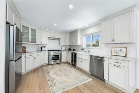$2,199,000 | 121 South Helberta Avenue, Unit A, Redondo Beach, CA 90277
