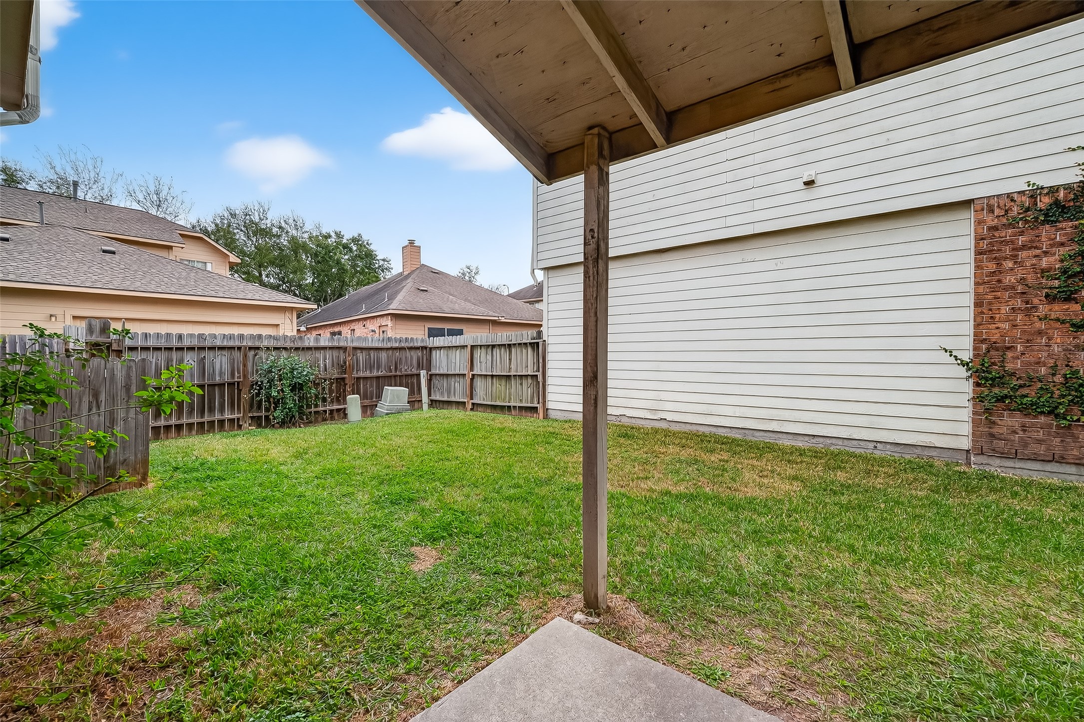 15903 Timber Chase Drive Houston, TX 77082 - Photo 15 of 20 a view of a house with backyard and garden