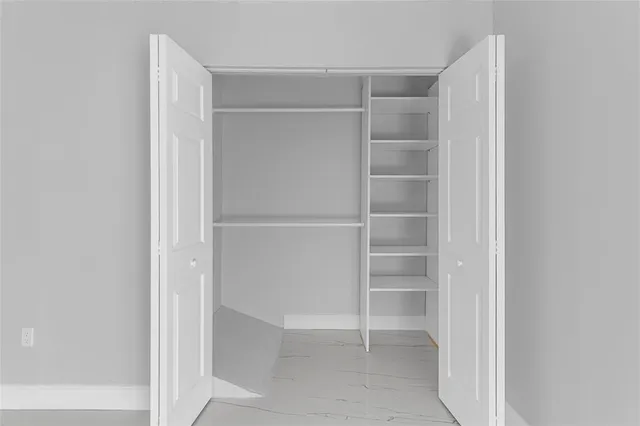 $2,500 | 5925 Southwest 36th Court, Davie, FL 33314