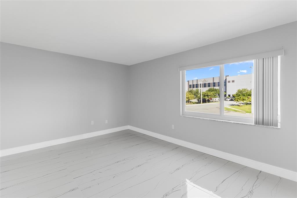 5925 Southwest 36th Court Davie, FL 33314 - Photo 17 of 26