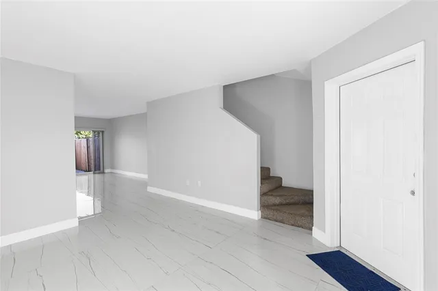 $2,500 | 5925 Southwest 36th Court, Davie, FL 33314