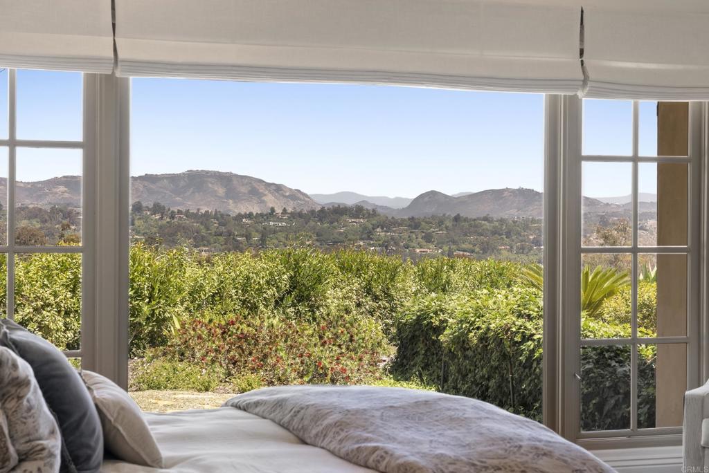 5423 Calzada Del Bosque Rancho Santa Fe, CA 92067 - Photo 14 of 26