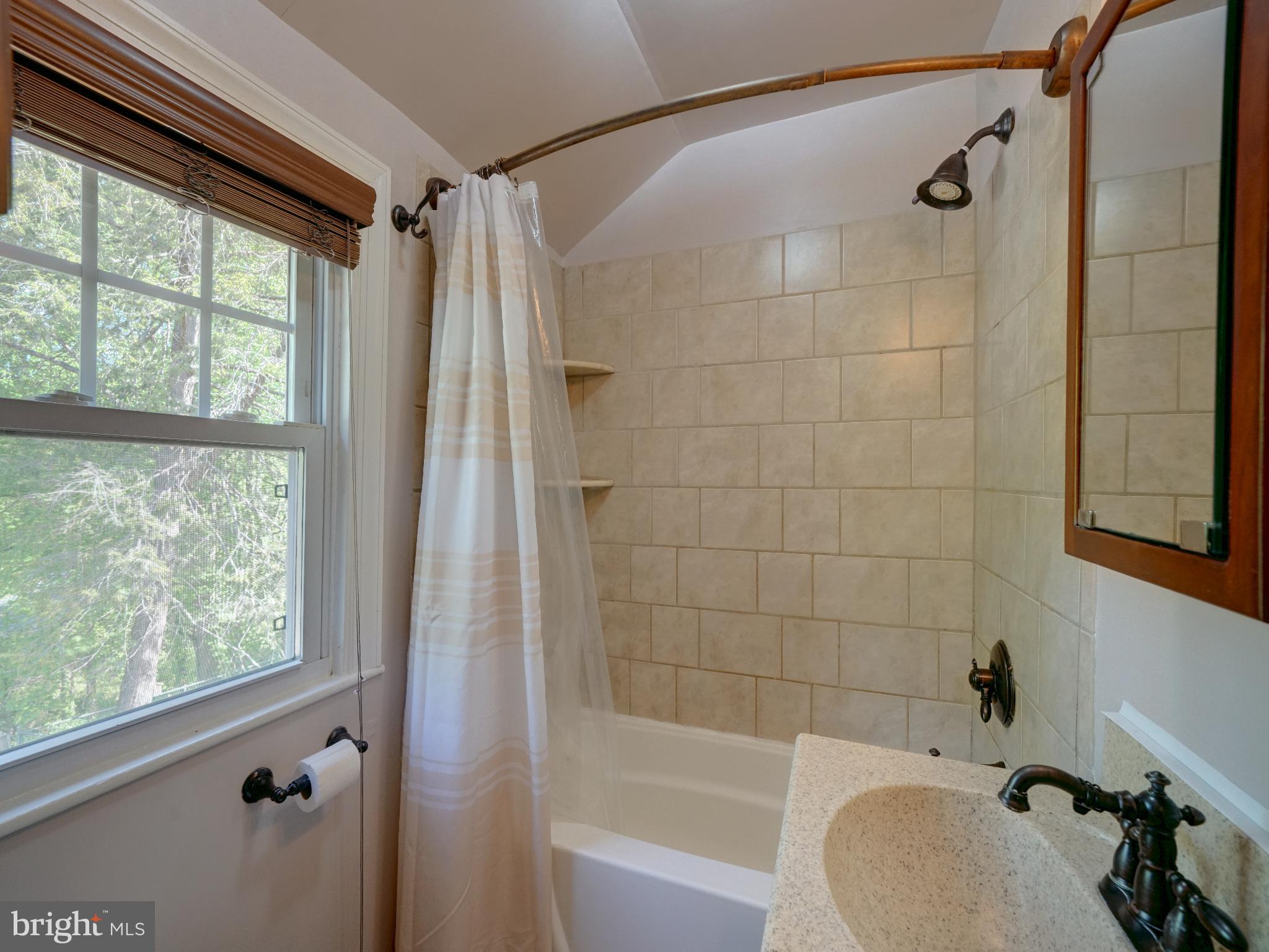 10034 Tenbrook Drive Silver Spring, MD 20901 - Photo 19 of 45