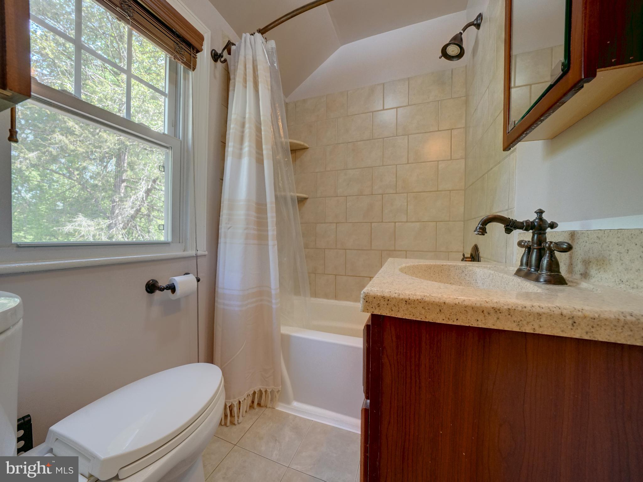 10034 Tenbrook Drive Silver Spring, MD 20901 - Photo 20 of 45