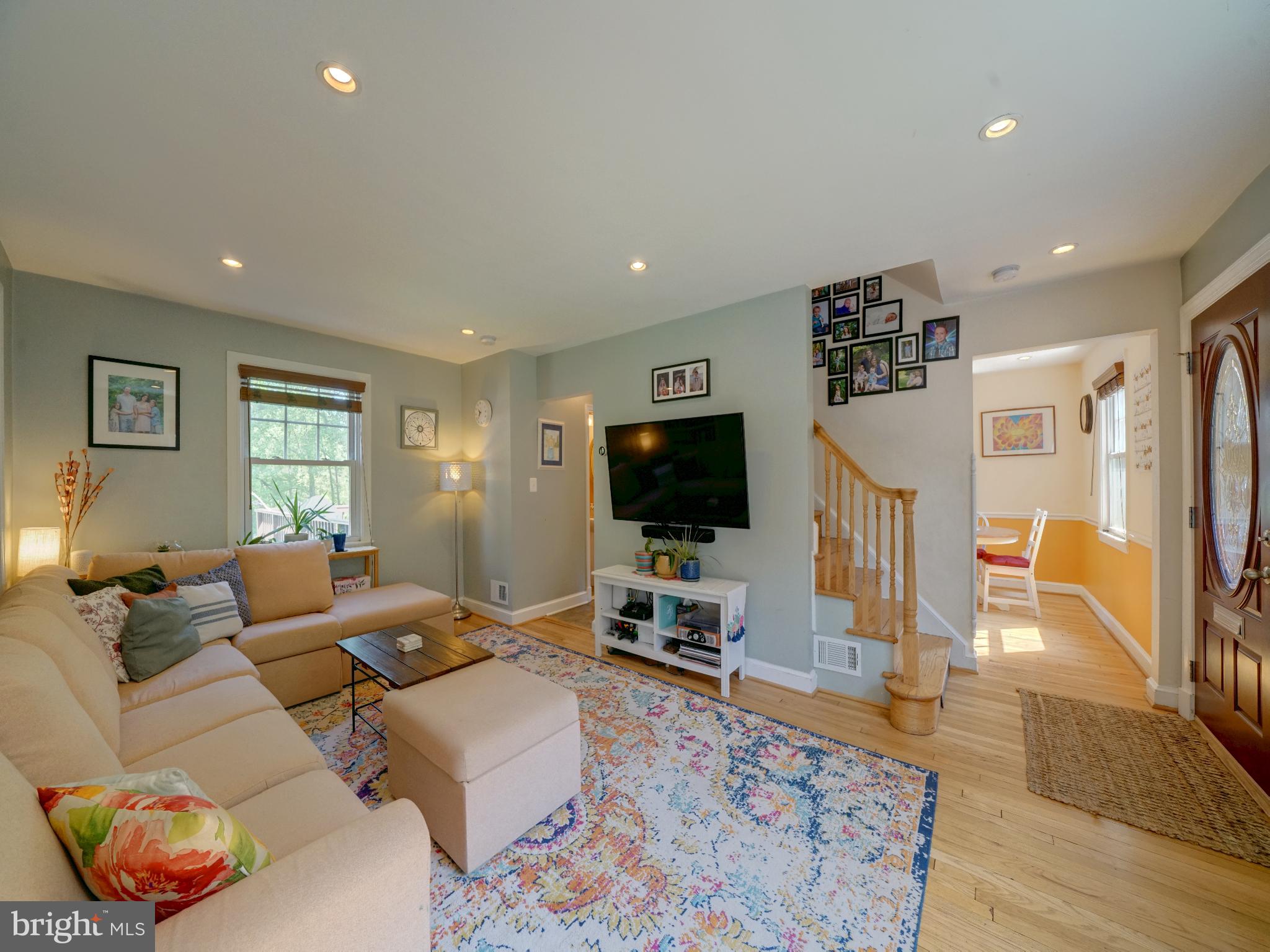 10034 Tenbrook Drive Silver Spring, MD 20901 - Photo 4 of 45