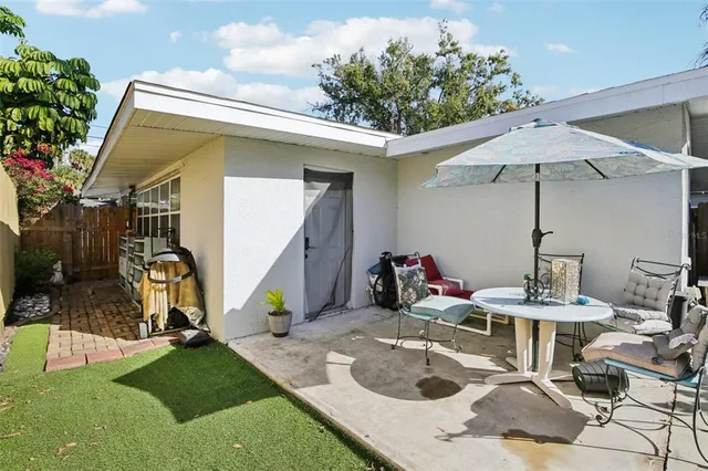 $325,000 | 1217 11th Avenue West, Bradenton, FL 34205