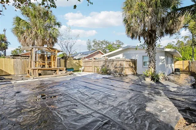 $325,000 | 1217 11th Avenue West, Bradenton, FL 34205