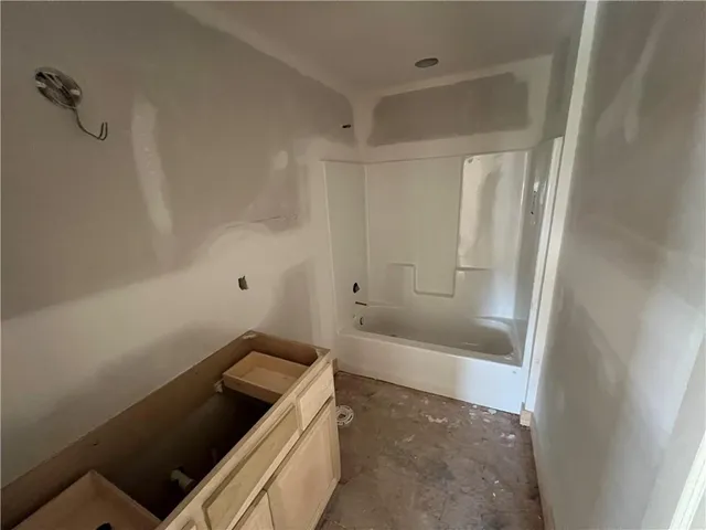 $349,900 | 12701 Applewood Drive, Grandview, MO 64030