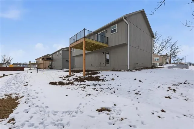 $349,900 | 12701 Applewood Drive, Grandview, MO 64030