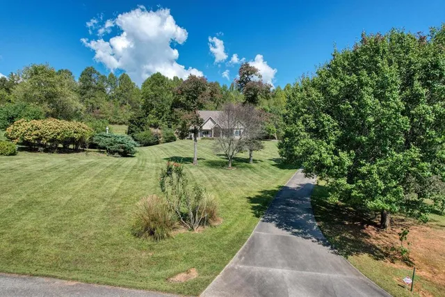 $749,000 | 208 Rich Drive, Blairsville, GA 30512