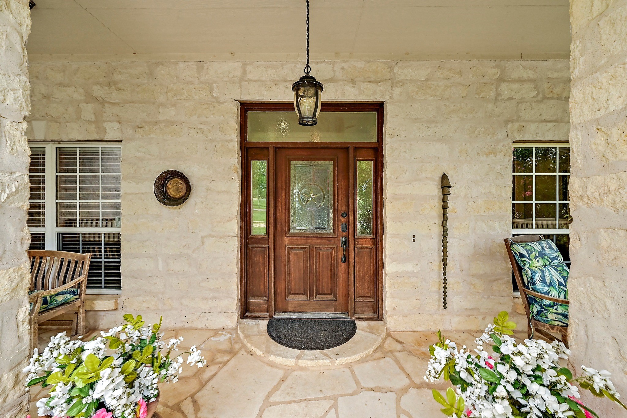 948 Upper Elgin River Road Elgin, TX 78621 - Photo 3 of 40