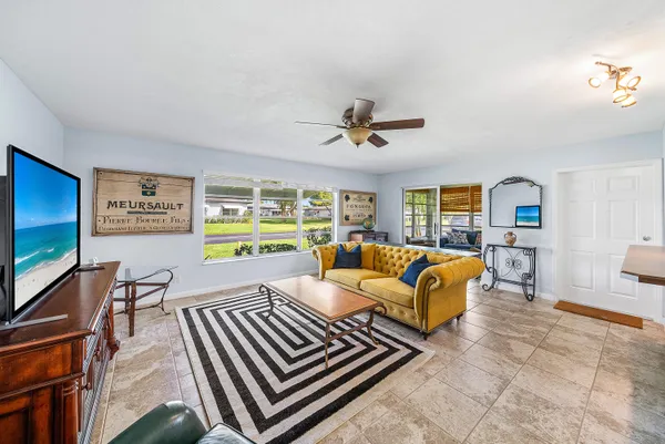 $189,000 | 510 High Point Drive, Unit D, Delray Beach, FL 33445