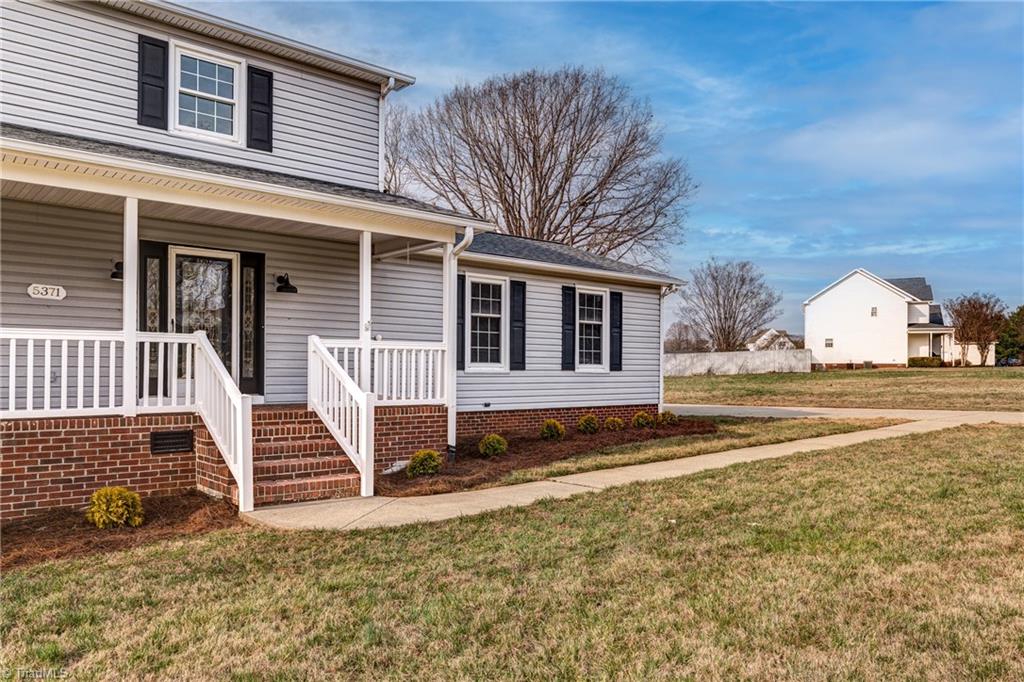 5371 Northwest School Road Greensboro, NC 27409 - Photo 3 of 49