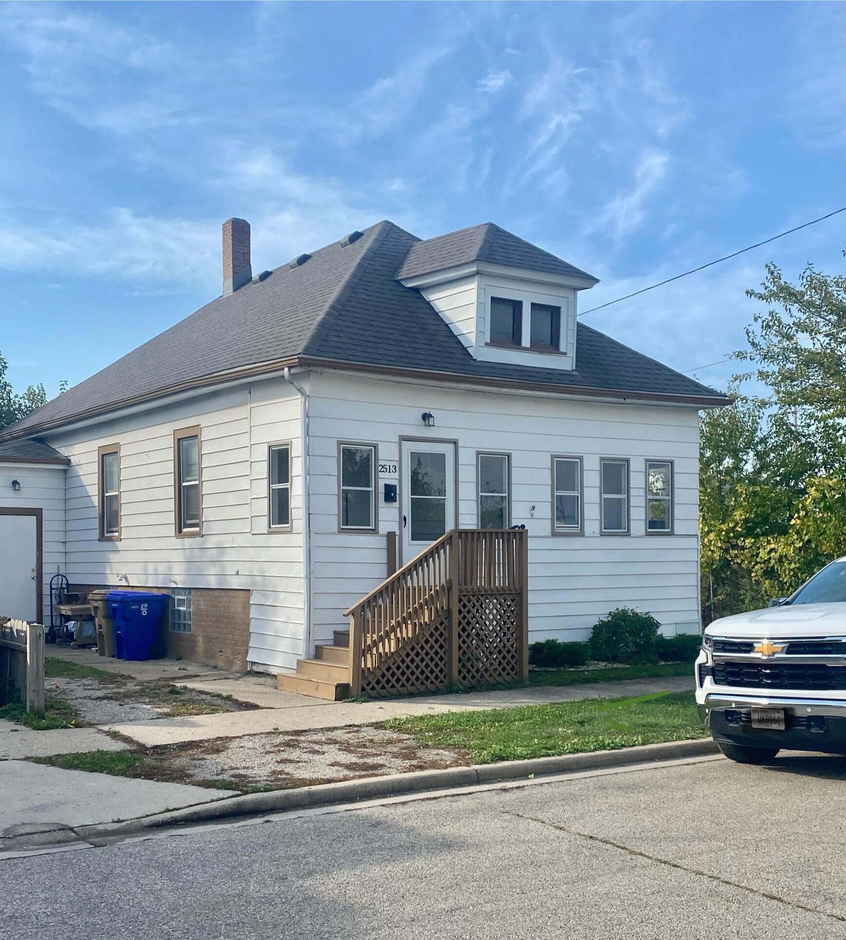 2513 54th Street Kenosha, WI 53140 - Photo 1 of 12 IMG_9969